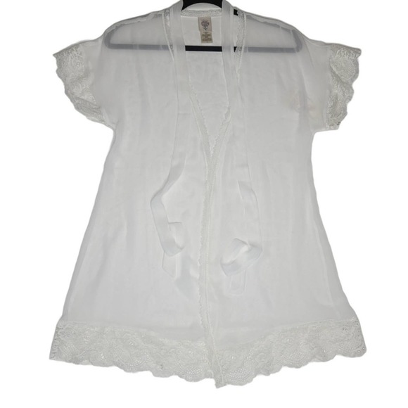 In Bloom By Jonquil Tops - In Bloom by Jonquil Off White Robe NWT Nor…